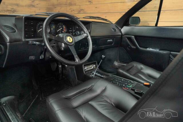 Immagine 1/8 di Ferrari Mondial Quattrovalvole (1984)