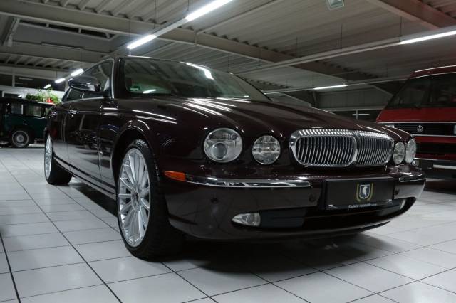 Immagine 1/15 di Daimler Super Eight (2005)