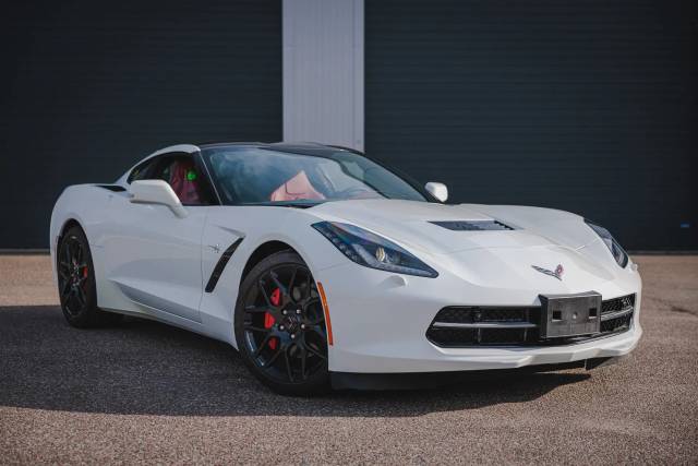 Image 1/8 of Chevrolet Corvette Stingray (2019)