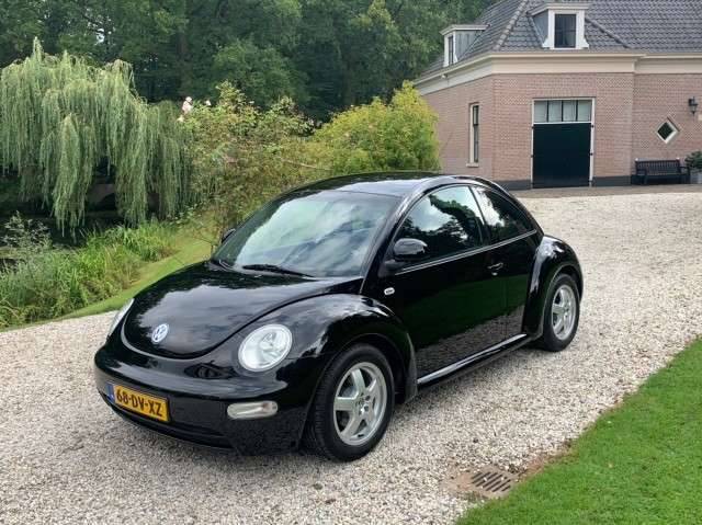Image 1/30 of Volkswagen New Beetle 2.0 (2000)