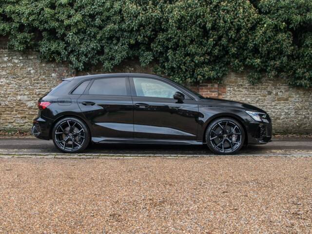 Image 1/23 de Audi RS3 Sportback (2023)