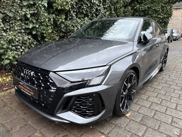 Image 1/19 de Audi RS3 Sportback (2022)