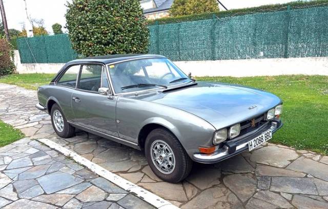 Bild 1/9 von Peugeot 504 Coupé (1970)