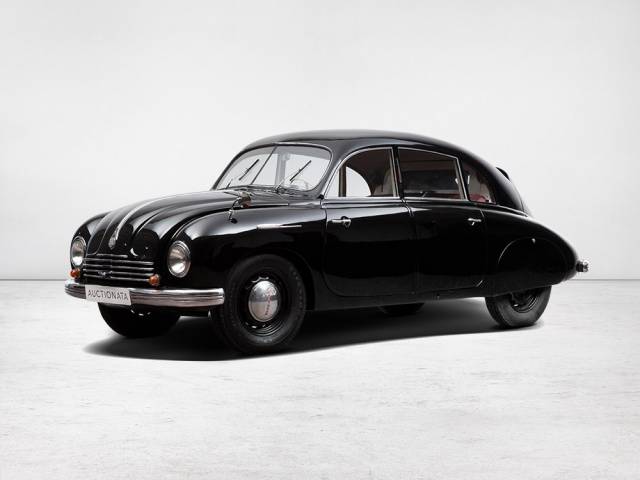 Image 1/15 of Tatra 600 Tatraplan (1949)