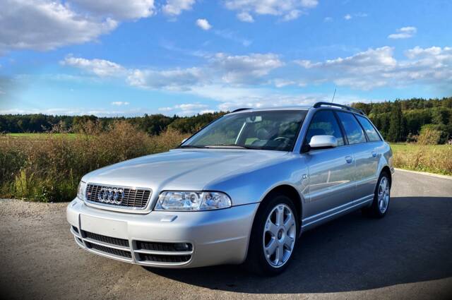 Image 1/50 of Audi S4 Avant (2001)