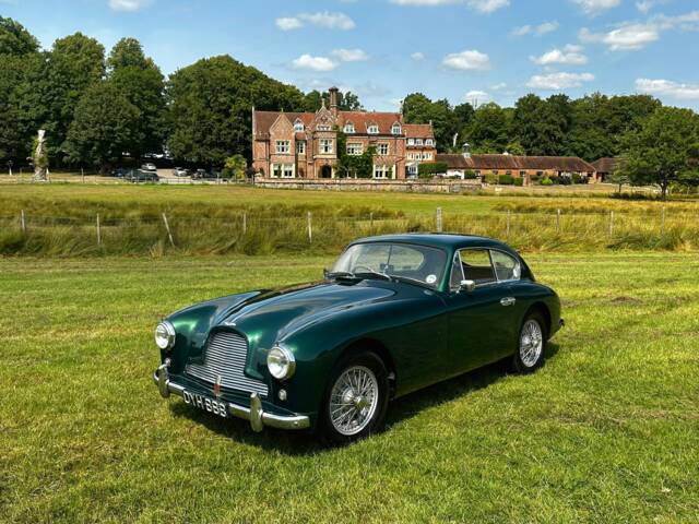 Image 1/78 de Aston Martin DB 2&#x2F;4 Mk I (1954)