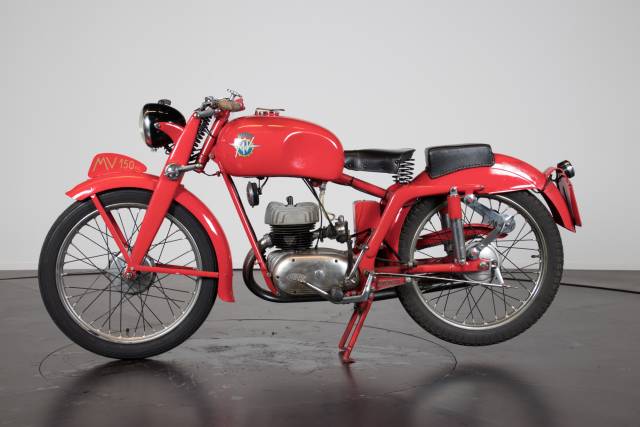 Immagine 1/19 di MV Agusta 150 Sport (1952)