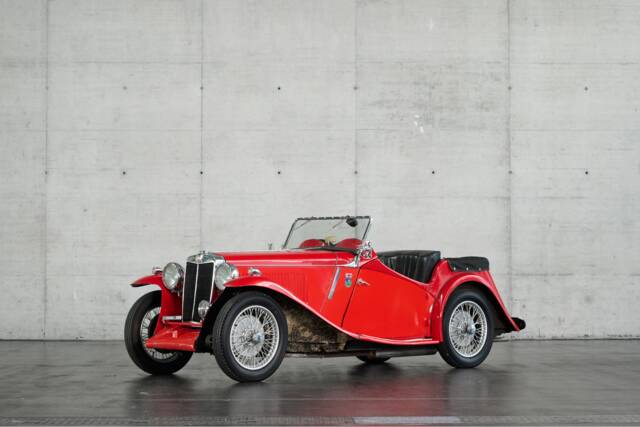 Image 1/50 of MG NA Magnette (1934)
