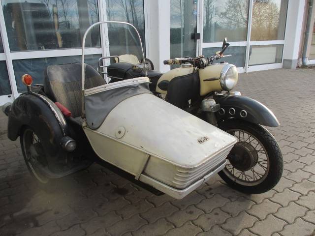 Bild 1/13 von MZ DUMMY (1961)