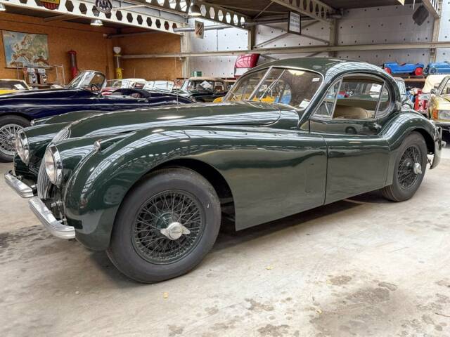 Image 1/28 of Jaguar XK 120 FHC (1953)