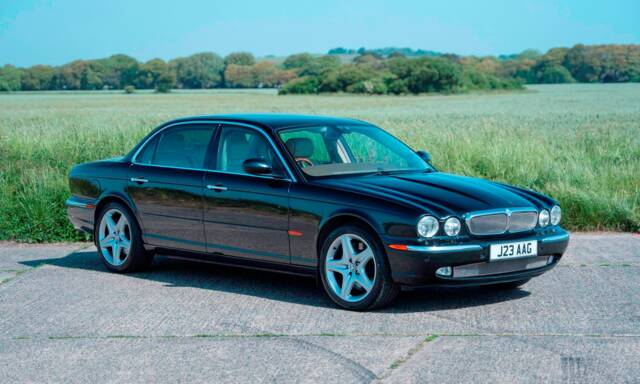 Bild 1/50 von Jaguar XJR Super V8 (2004)