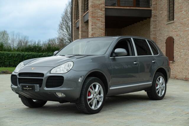 Bild 1/50 von Porsche Cayenne Turbo (2003)
