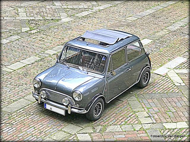 Image 1/27 of Mini Cooper S Recreation (1984)