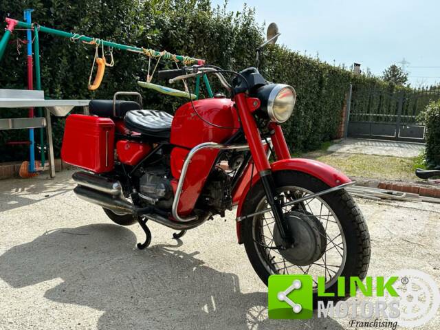 Afbeelding 1/8 van Moto Guzzi DUMMY (1970)