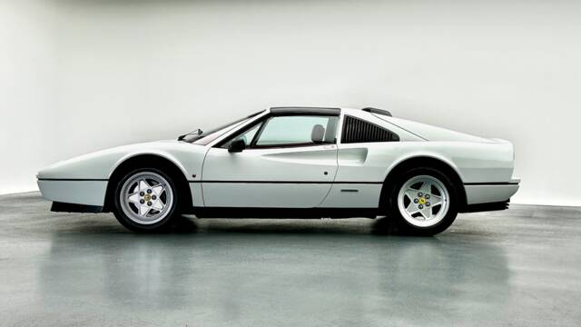 Bild 1/18 von Ferrari 328 GTS (1987)