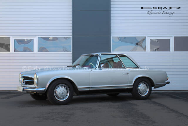 Immagine 1/15 di Mercedes-Benz 280 SL (1970)