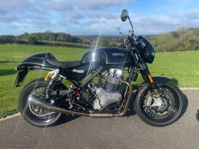 Image 1/29 de Norton DUMMY (2022)