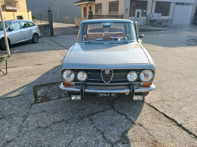 Immagine 1/15 di Alfa Romeo 1750 Berlina (1970)