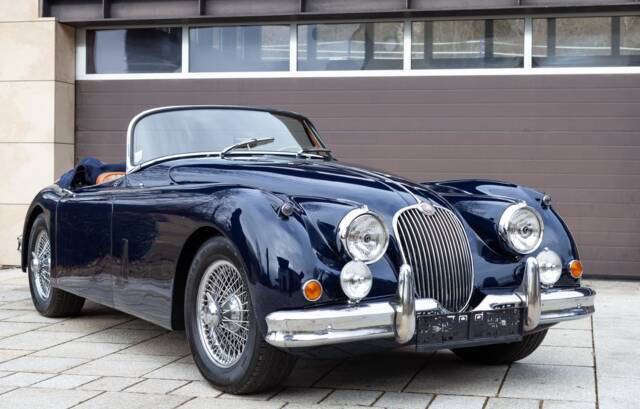 Image 1/5 of Jaguar XK 150 SE DHC (1957)