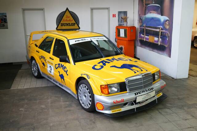Image 1/32 of Mercedes-Benz 190 E 2.5-16 Evolution II (1993)