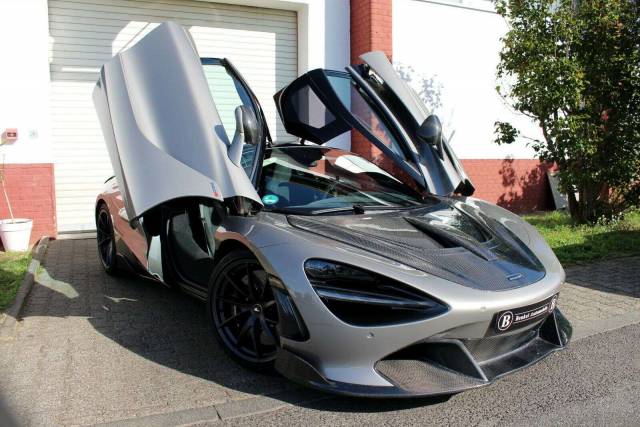 Immagine 1/15 di McLaren 720S (2019)