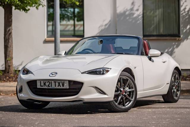 Image 1/8 of Mazda MX-5 1.5 (2021)