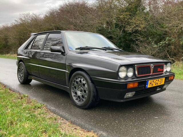 Image 1/8 of Lancia Delta HF Turbo (1988)