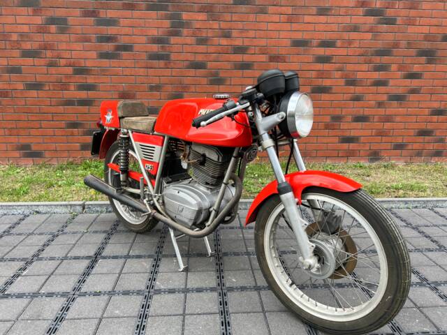 Bild 1/16 von MV Agusta DUMMY (1972)