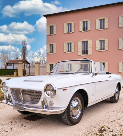 Image 1/9 of FIAT 1200 Convertible (1961)