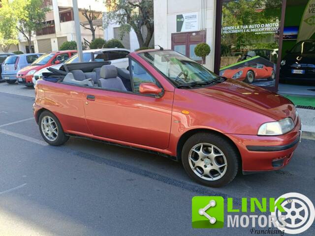 Image 1/4 of FIAT Punto 90 ELX (1996)
