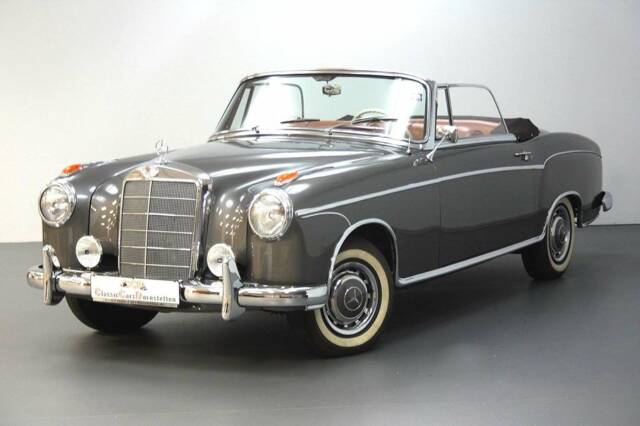 Afbeelding 1/14 van Mercedes-Benz 220 S Cabriolet (1957)