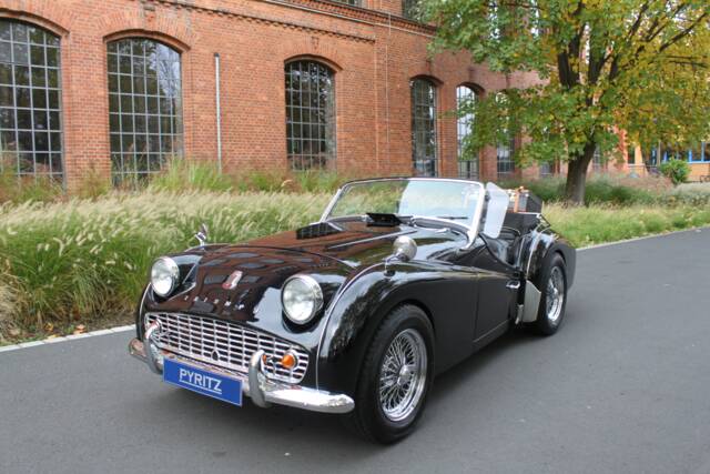 Image 1/18 of Triumph TR 3B (1963)