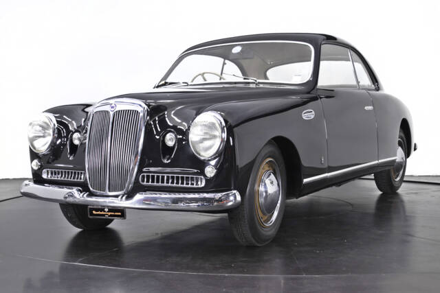 Bild 1/30 von Lancia Aurelia B10 (1951)