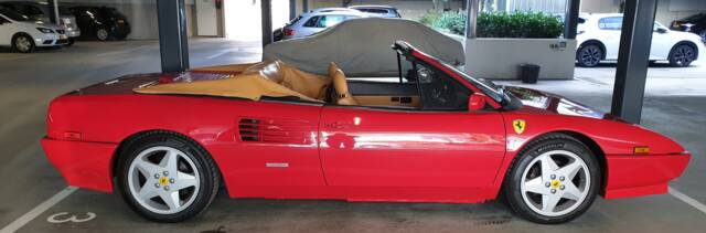 Bild 1/26 von Ferrari Mondial T (1990)