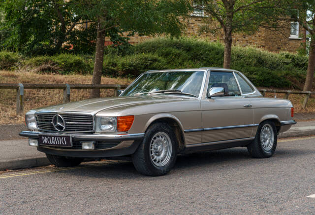 Bild 1/23 von Mercedes-Benz 380 SL (1985)