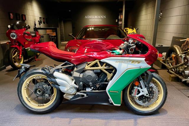 Image 1/11 of MV Agusta Superveloce 800 (2020)