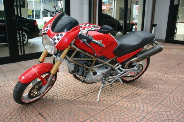 Immagine 1/5 di Ducati DUMMY (1998)