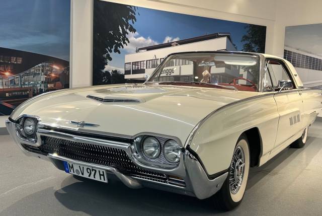 Image 1/20 of Ford Thunderbird (1963)