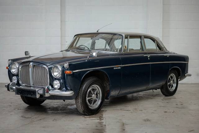 Image 1/8 of Rover 3.5 Litre Coupe (1972)