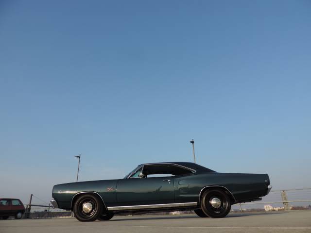 Image 1/17 de Dodge Coronet R&#x2F;T Hardtop Coupé (1968)