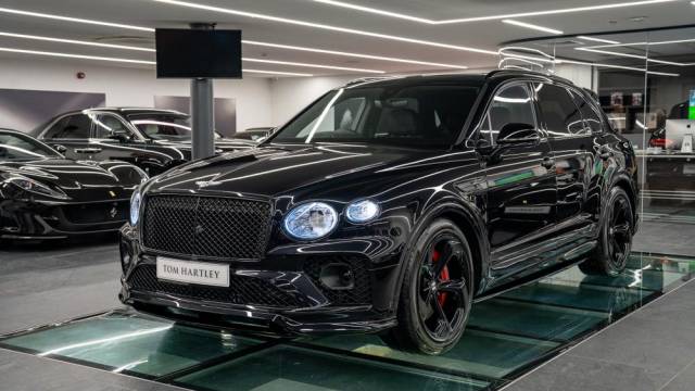 Image 1/26 de Bentley Bentayga V8 (2022)