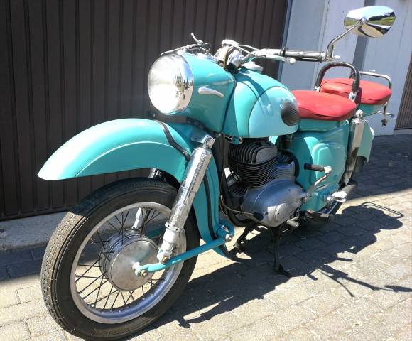 Bild 1/9 von MZ DUMMY (1959)