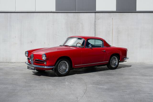 Image 1/34 of Alfa Romeo 1900 C Super Sprint (1956)