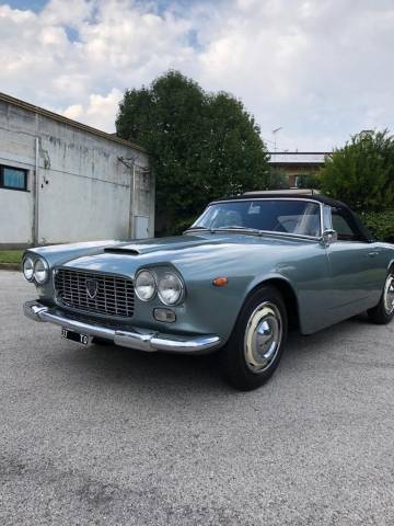 Image 1/5 de Lancia Flaminia GT Touring (1960)