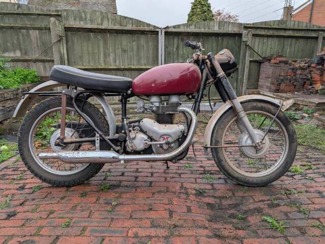 Image 1/22 of Matchless DUMMY (1958)