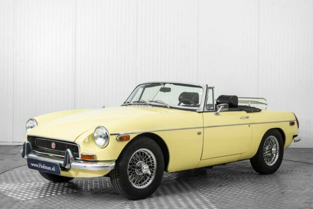 Image 1/50 of MG MGB (1970)