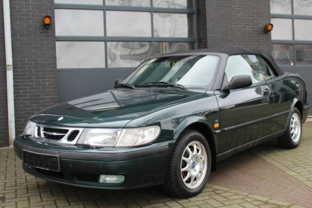 Bild 1/7 von Saab 9-3 2.0 Turbo (1998)