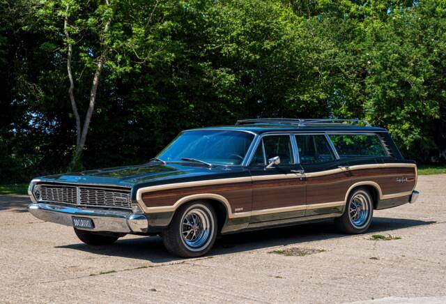 Afbeelding 1/28 van Ford LTD Country Squire (1968)