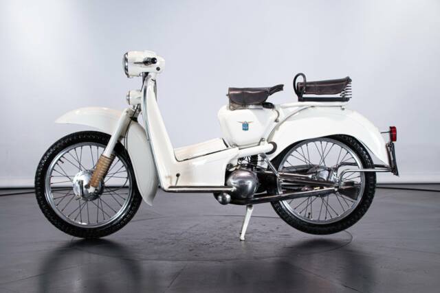 Bild 1/50 von Aermacchi DUMMY (1956)
