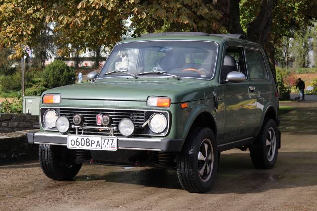 Image 1/6 of Lada Niva 4x4 (2015)